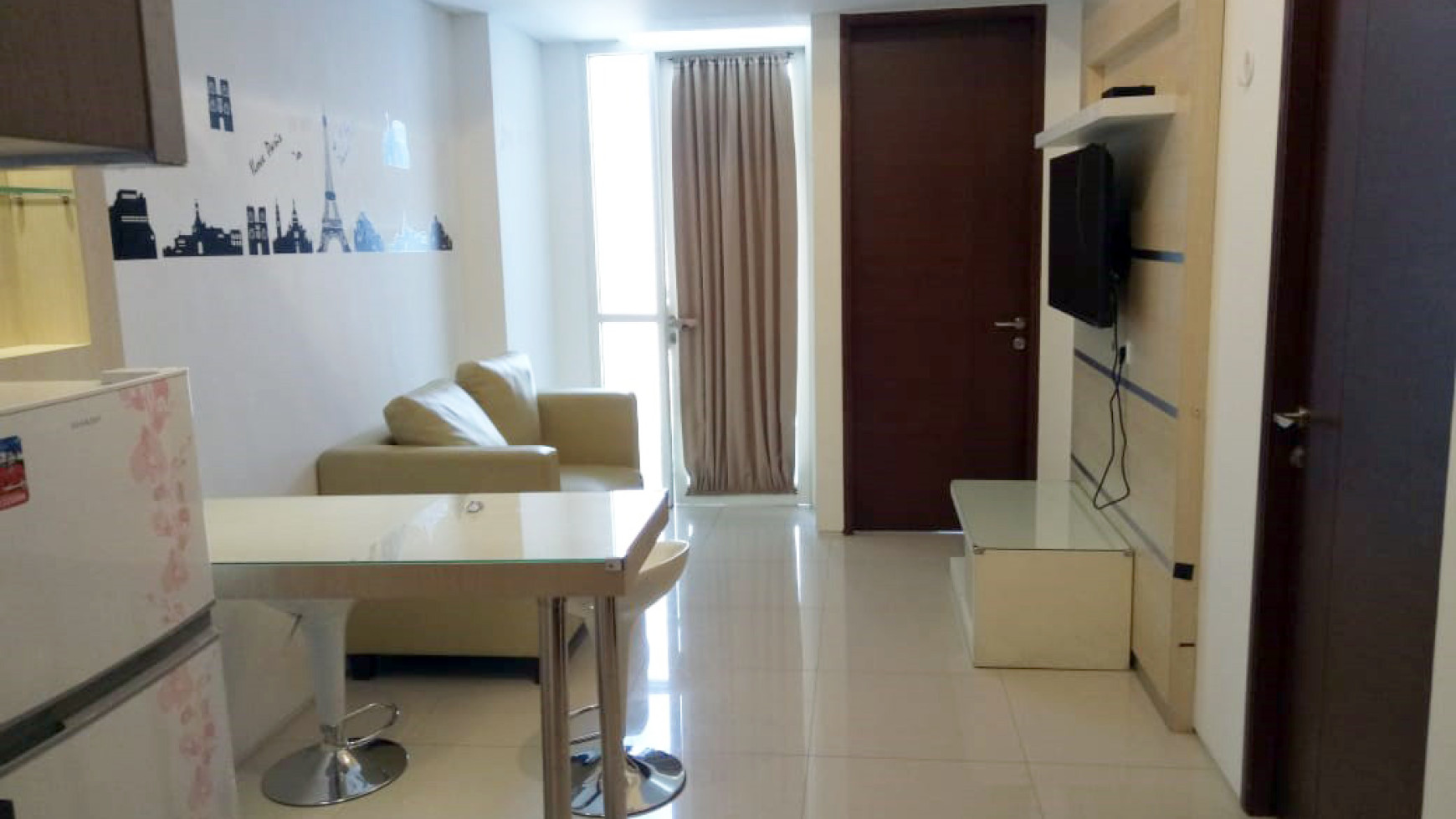 Apartemen di Marvell City The Linden Surabaya, Hadap Utara, View Pool,  Full Furnished