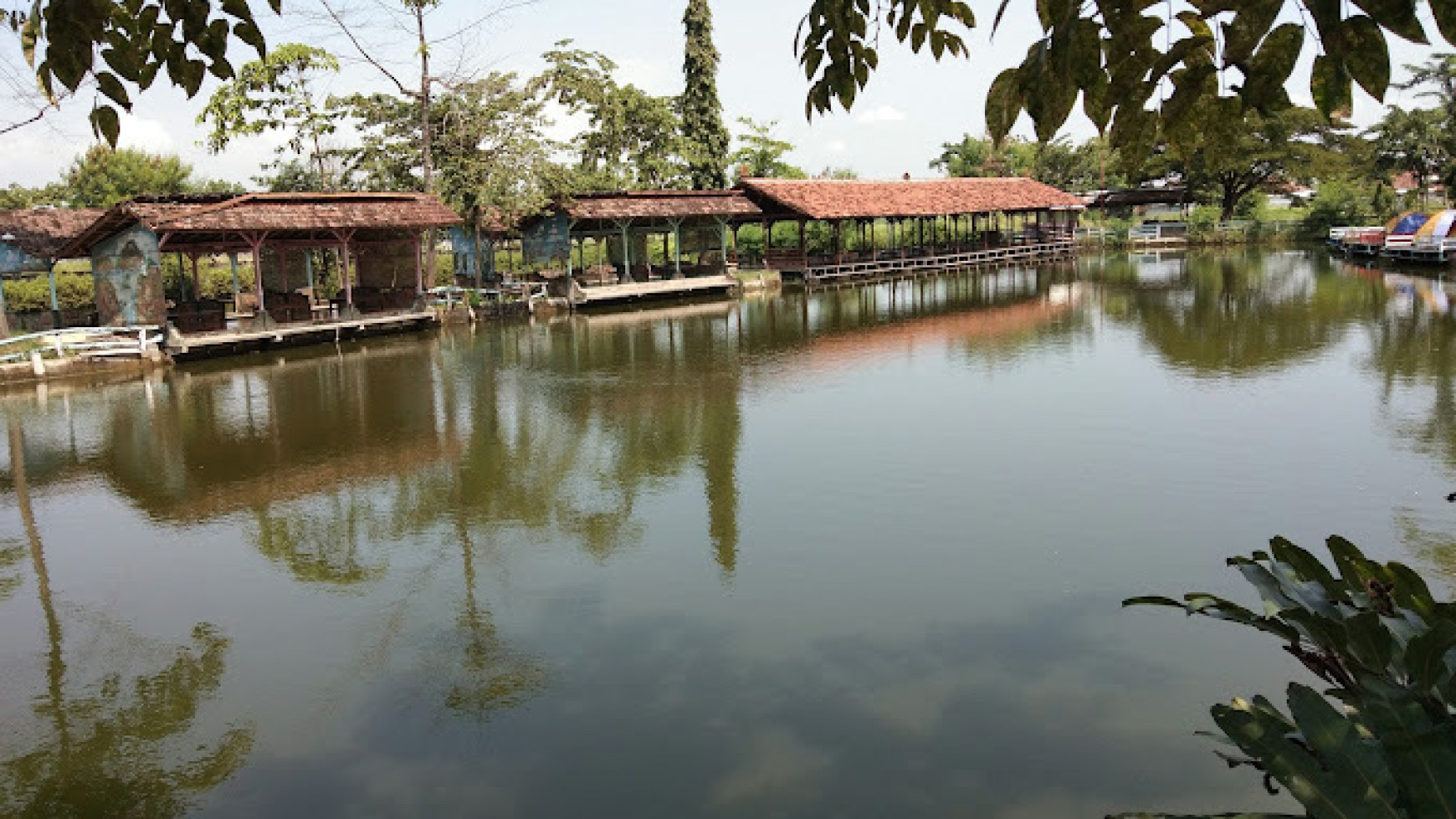 Tanah untuk Usaha Resto Wisata Air di Desa Kedungpeluk, Kec. Candi, Kedung Wonosari - Sidoarjo