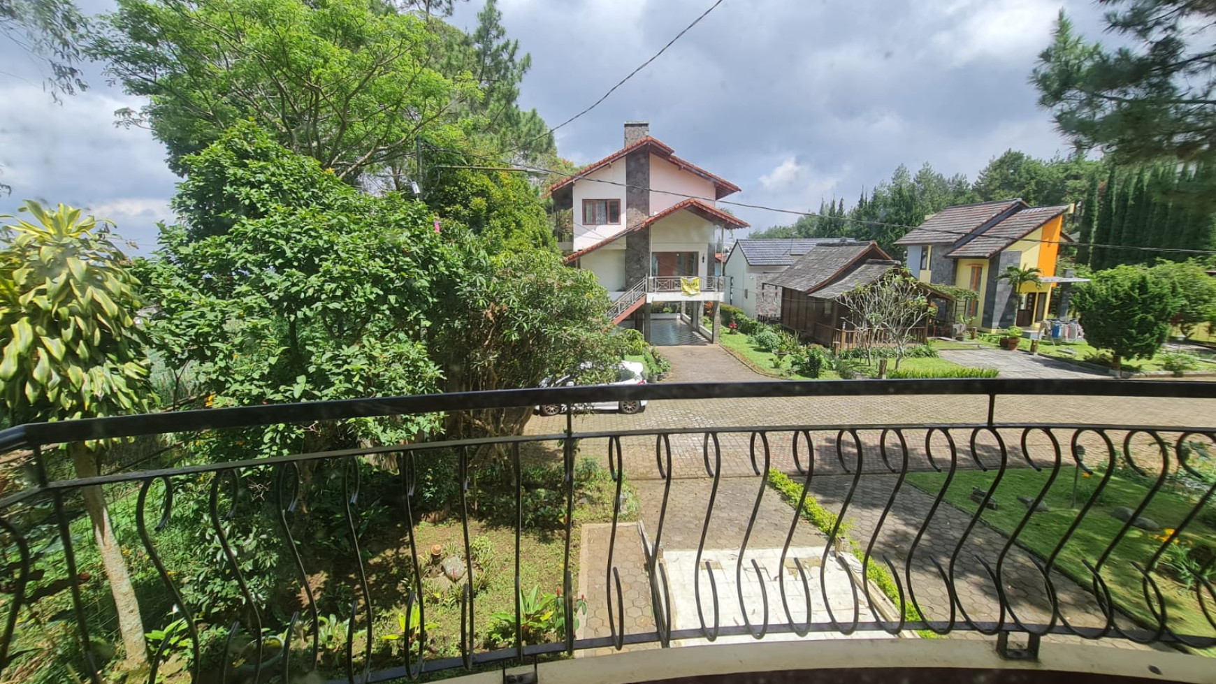 Villa Nyaman & Terawat di Villa Istana Bunga, Lembang