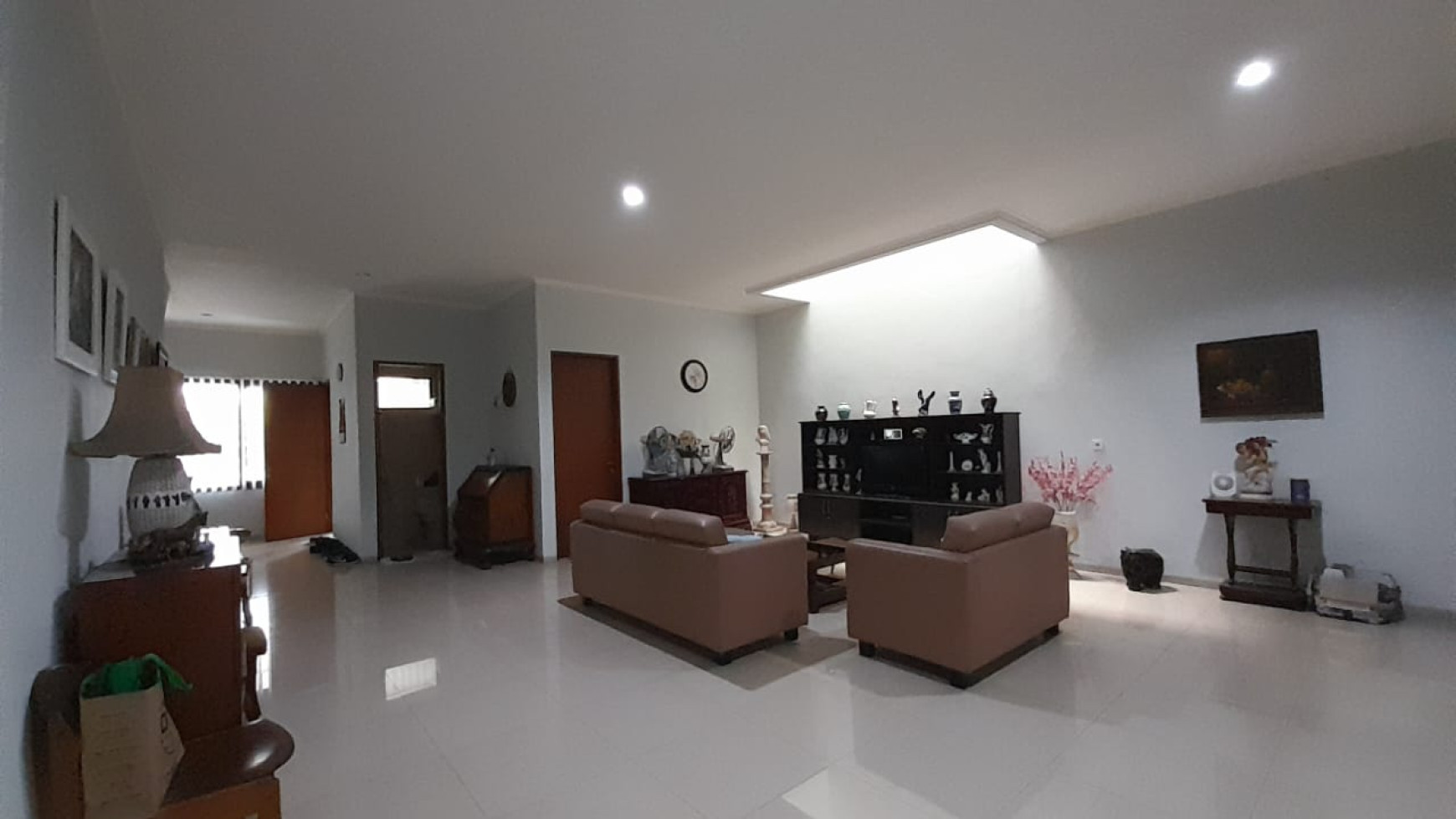 Rumah Lux Terawat di Komplek Setraduta, Bandung