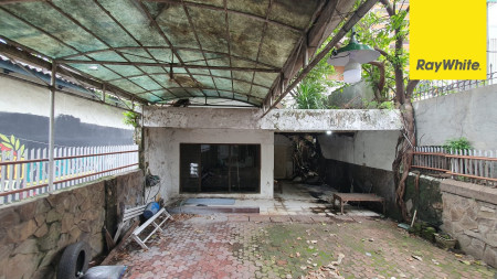Dijual Rumah SHM Pusat Kota di Jl Dinoyo Keputran Surabaya