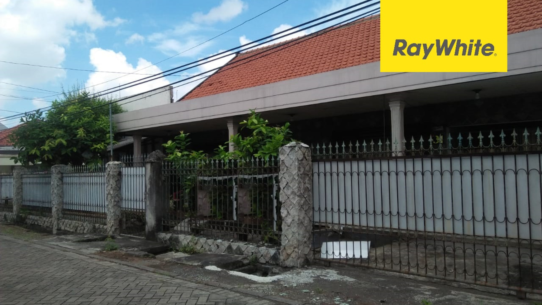 Rumah SHM di Jalan Sekolahan,Asem Rowo,Surabaya