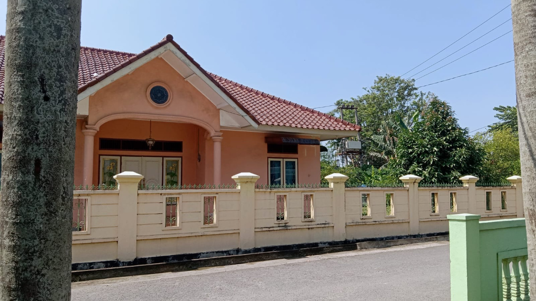 DIJUAL RUMAH