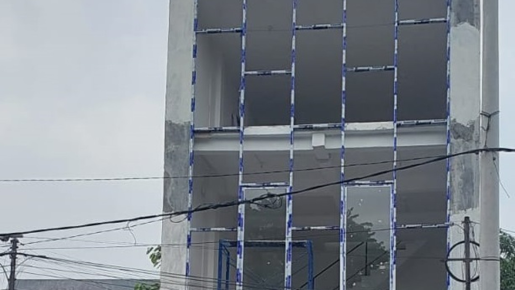 Dijual Ruko 3 lantai SHM di Jalan Raya Nginden Surabaya