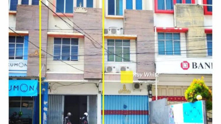 Ruko 3 lantai di Jalan wolter monginsidi Tanjung Karang Pusat Bandarlampung