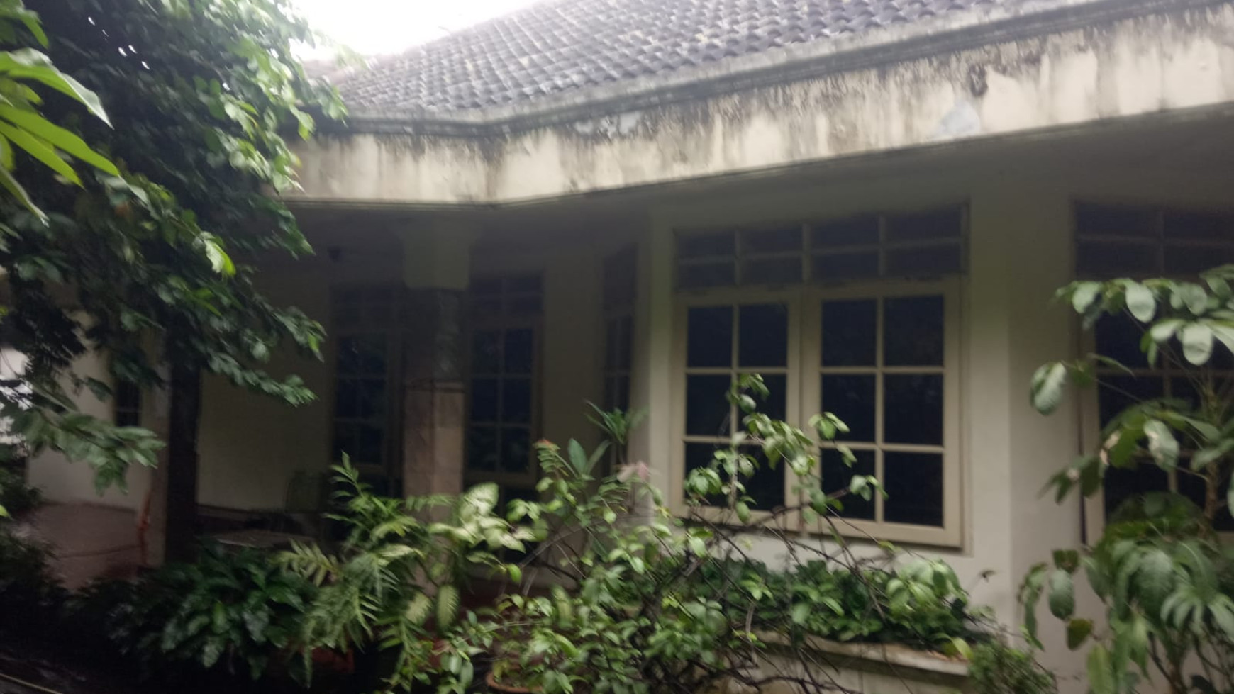 Dijual Rumah Tua Hitung Tanah Cikini Menteng