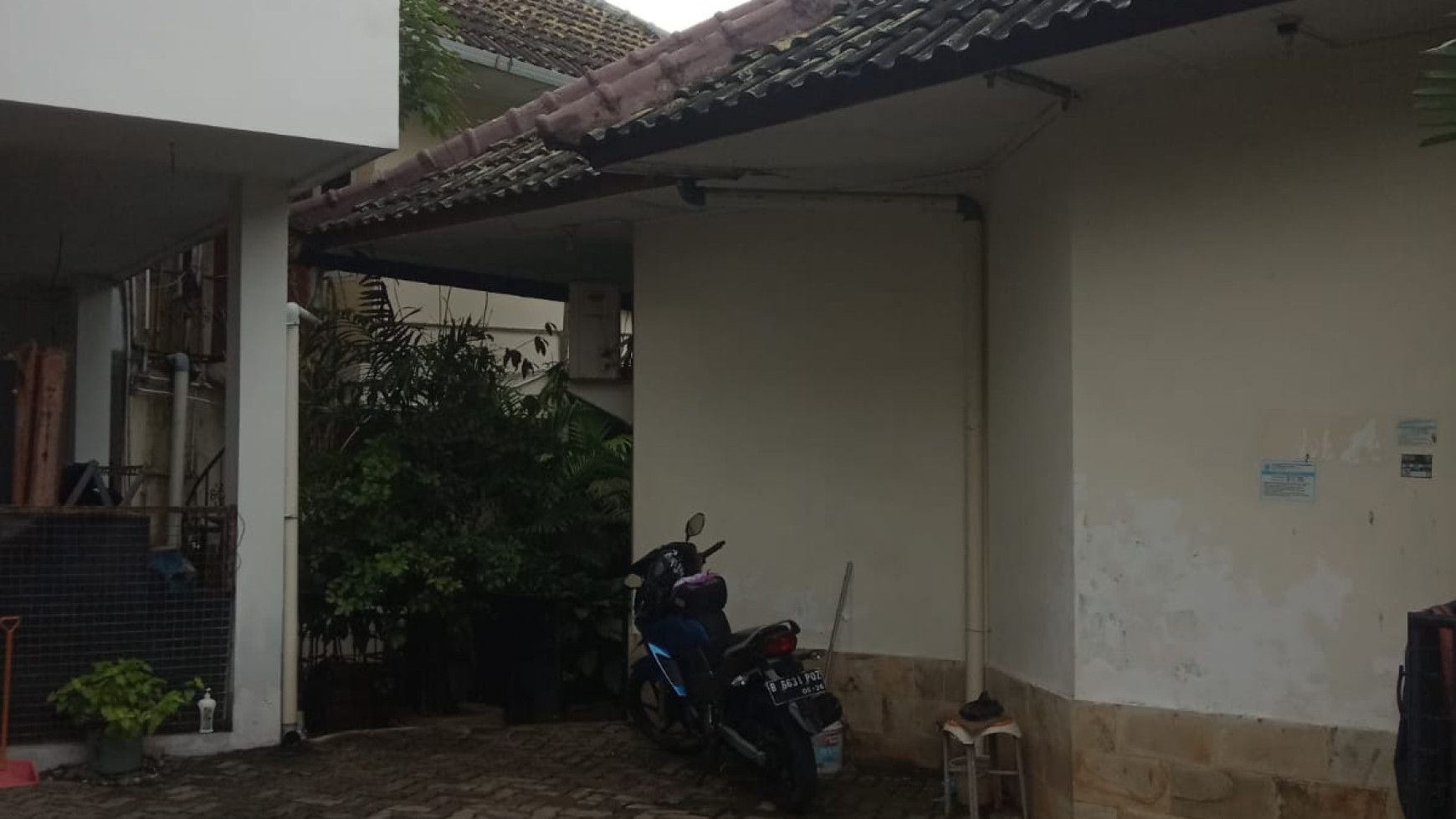 Dijual Rumah Tua Hitung Tanah Cikini Menteng