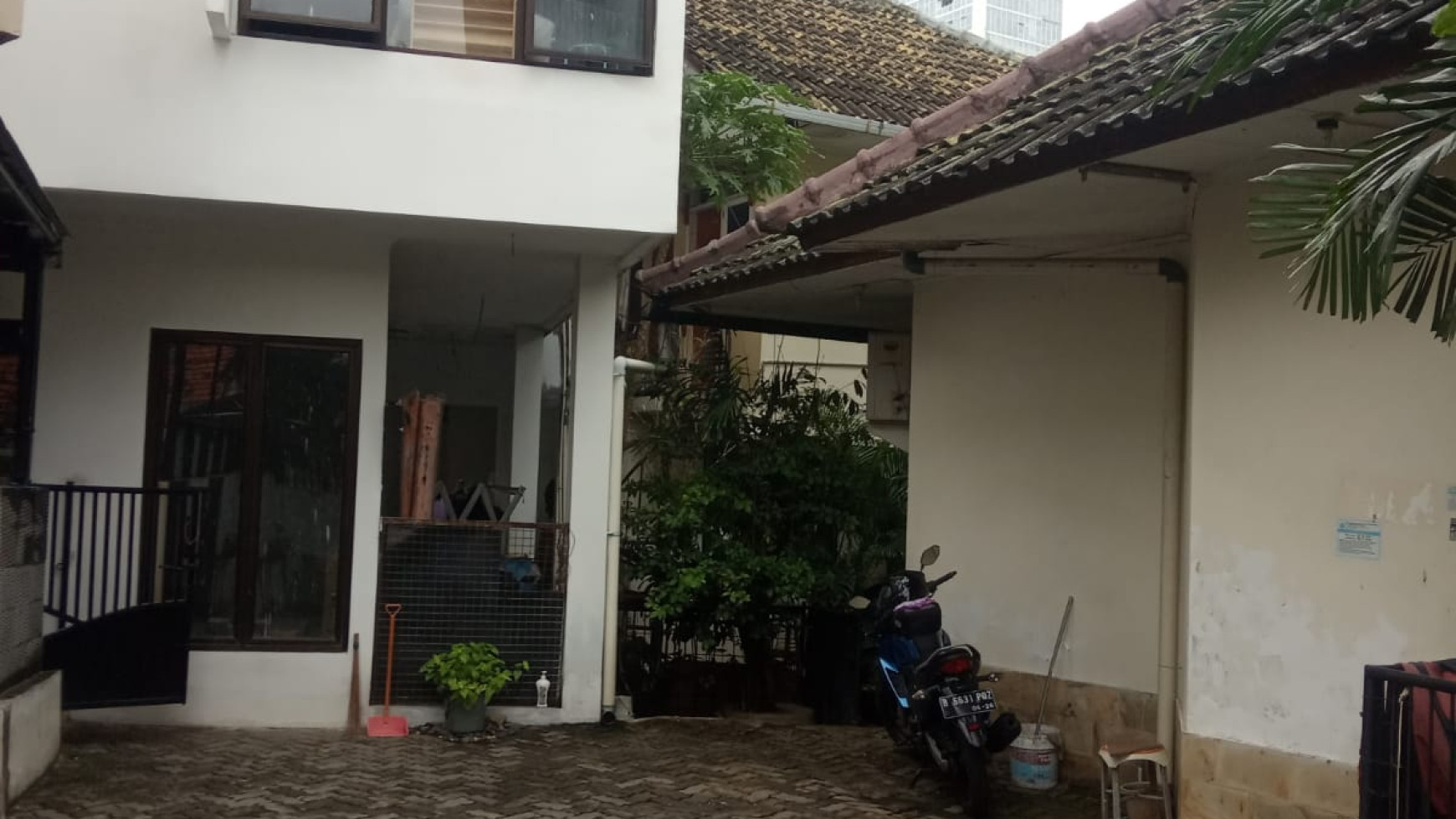 Dijual Rumah Tua Hitung Tanah Cikini Menteng