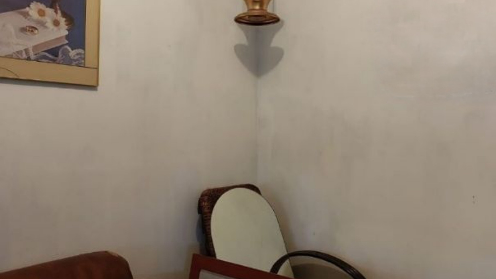 Rumah siap huni di Bintaro sektor 9