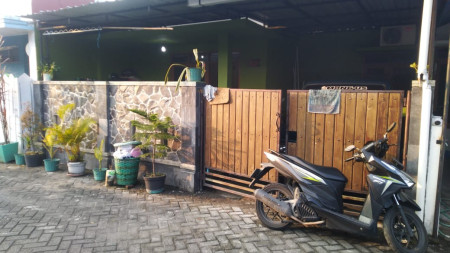 RUMAH DI PURI RANDUSARI PRAMBANAN KLATEN