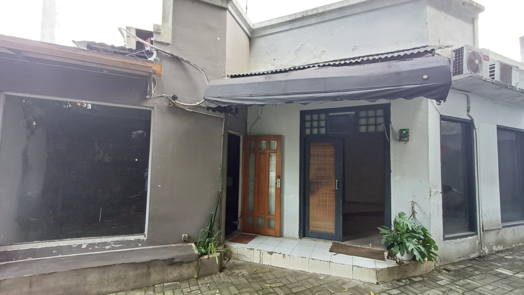 Ruang Usaha Lokasi Strategis dan Ramai @RC Veteran, Bintaro