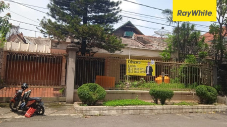 Rumah di Kencana Sari Barat,Surabaya