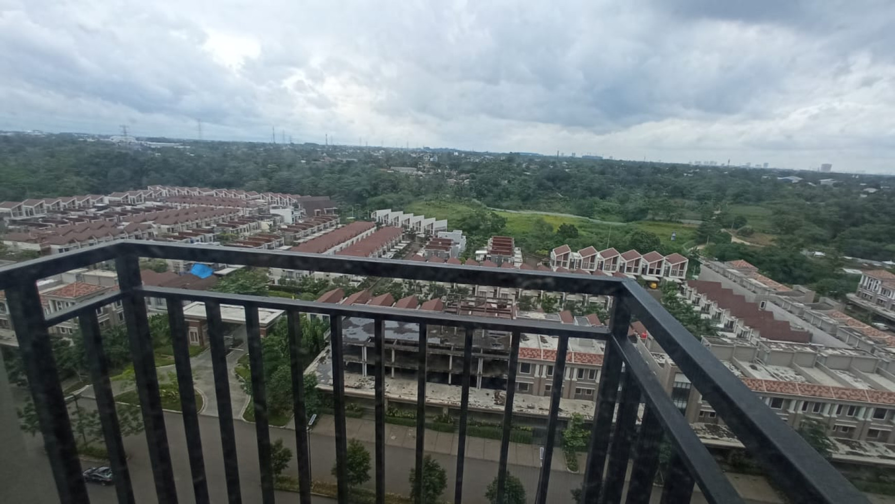 Harga pandemic unit dua Bed Room di Apartemen PGV Cimanggis Depok Semi Furnished