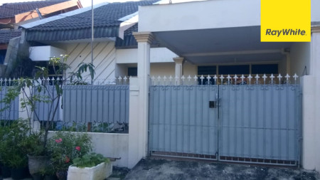 Rumah di Ketintang Permai, Surabaya