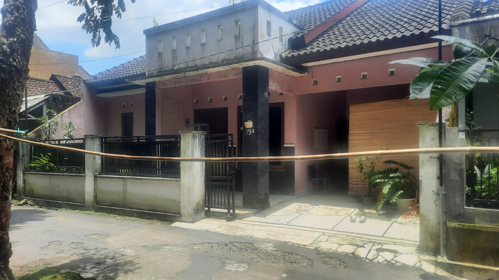 RUMAH SHM DI TENGAH KOTA JOGJA KALASAN