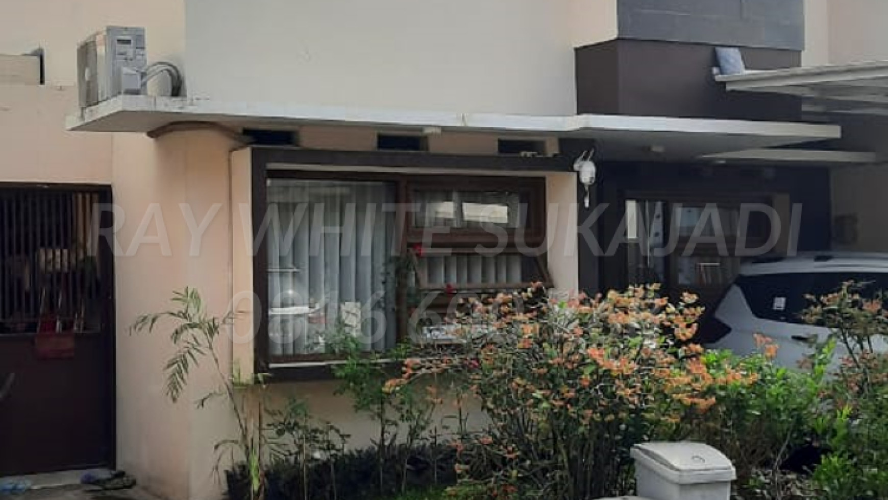 Dijual Rumah Tinggal 2 Lantai di Komplek Budisari Cluster