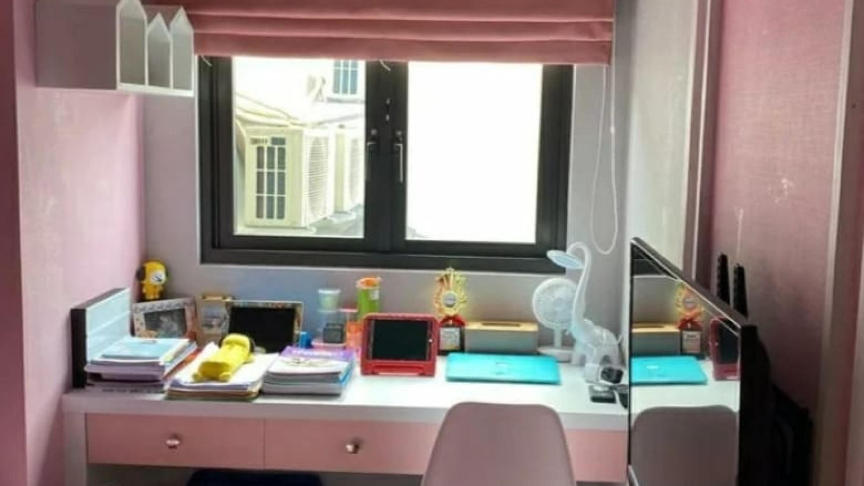 Rumah Mewah 2 Lantai Cluster Jadeite, De Park BSD City