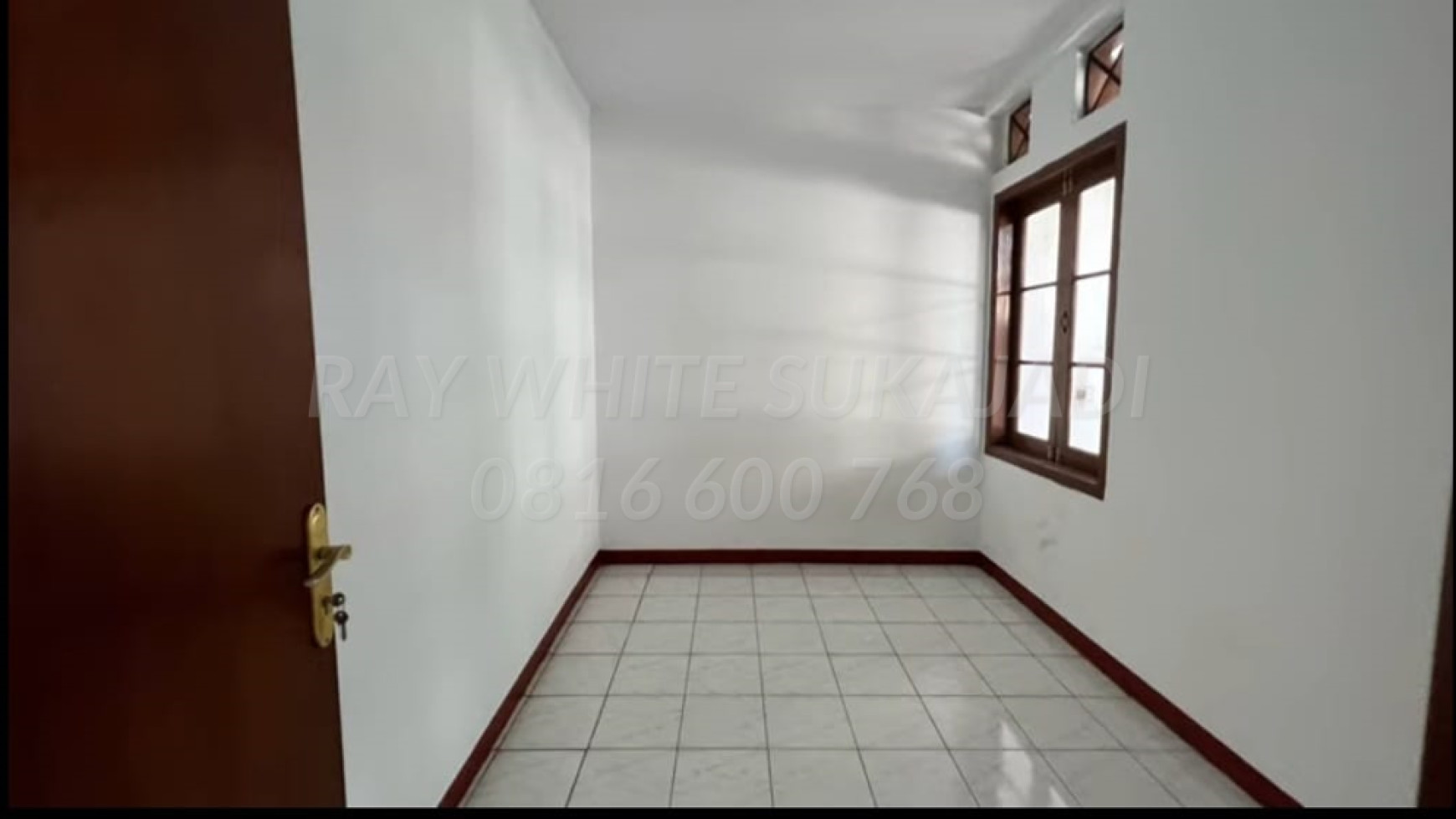 Dijual Rumah Kost 2 Lantai di Babakan Jeruk