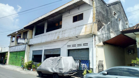 RUKO COCOK UNTUK RUMAH TINGGAL DAN USAHA, DI JL NYAI A DAHLAN