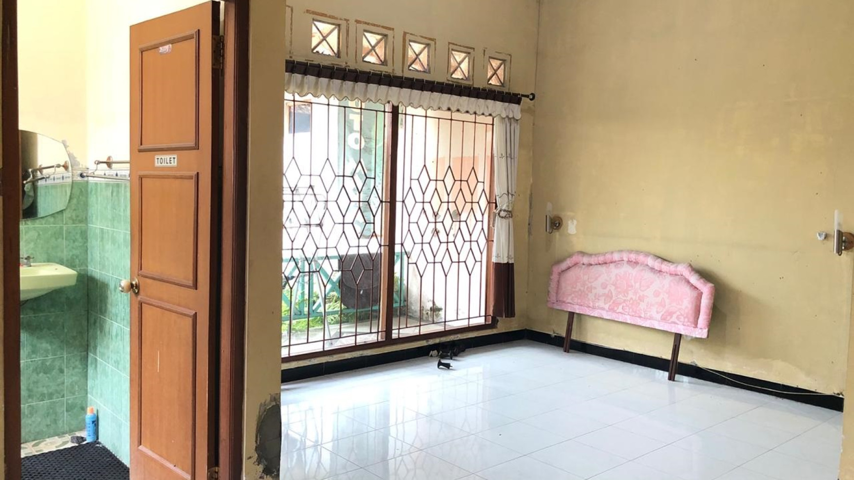 RUMAH TINGGAL JL KALIURANG KM 13, DEKAT KAMPUS UII, AKPER PANTIRAPIH.