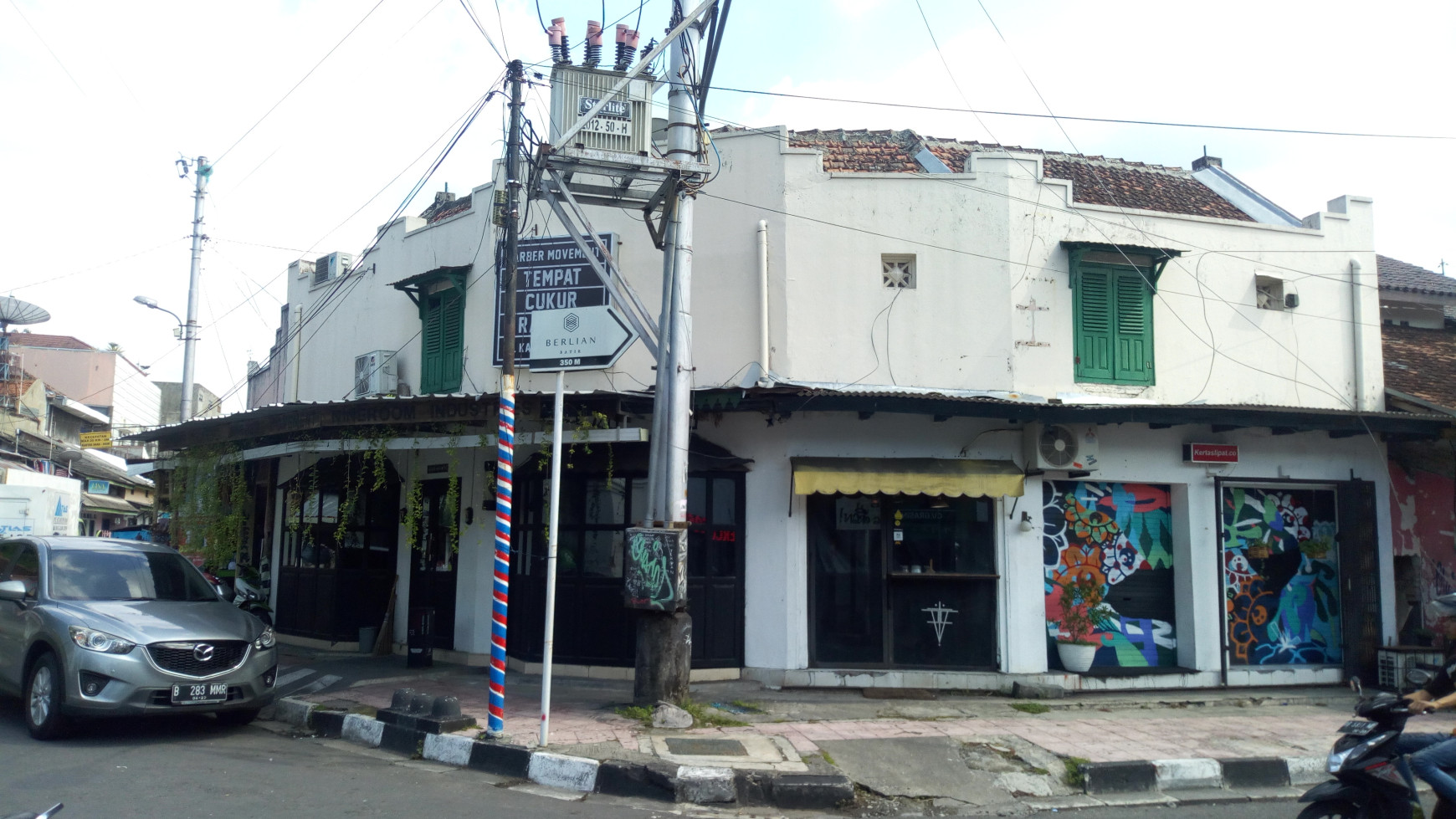 BANGUNAN LOKASI STRATEGIS, DEKAT DARI TAMANSARI YOGYAKARTA