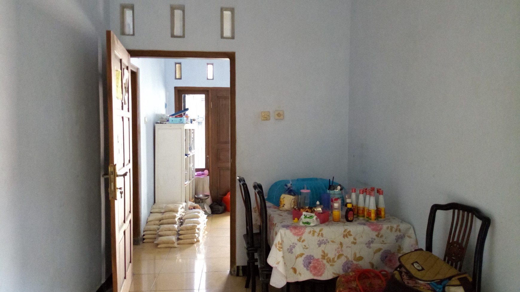 RUMAH TINGGAL DEKAT LAPANGAN TANAMAN, BANGUNHARJO,BANTUL