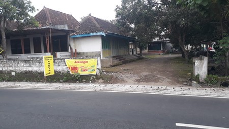 TANAH SELUAS 1254 METER PERSEGI, DI JL RAYA BAKUNGAN, SLEMAN