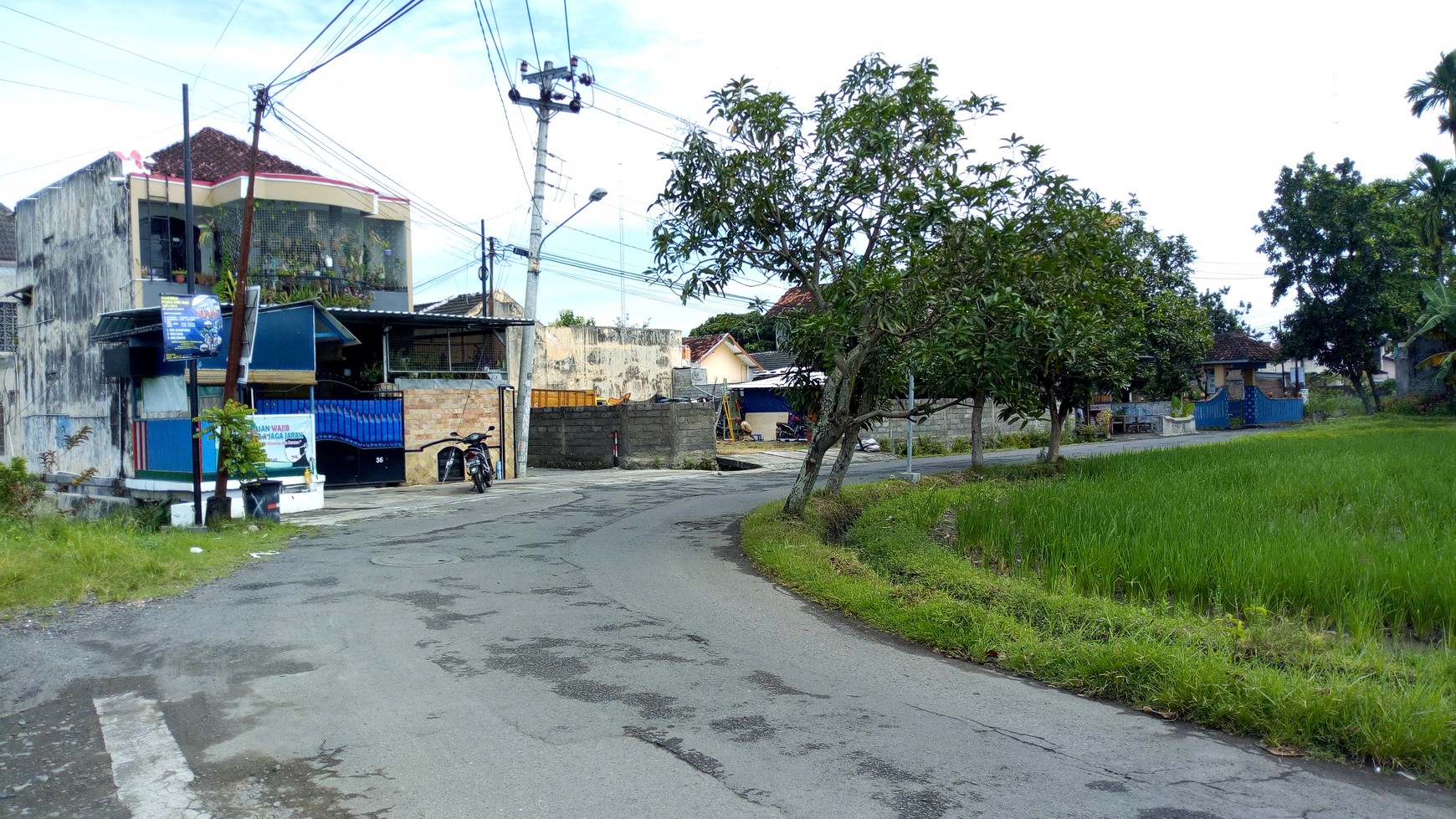 TANAH PEKARANGAN SELUAS 214 METER PERSEGI, JL PANGERAN WIROSOBO, DEKAT RS YOGYAKARTA
