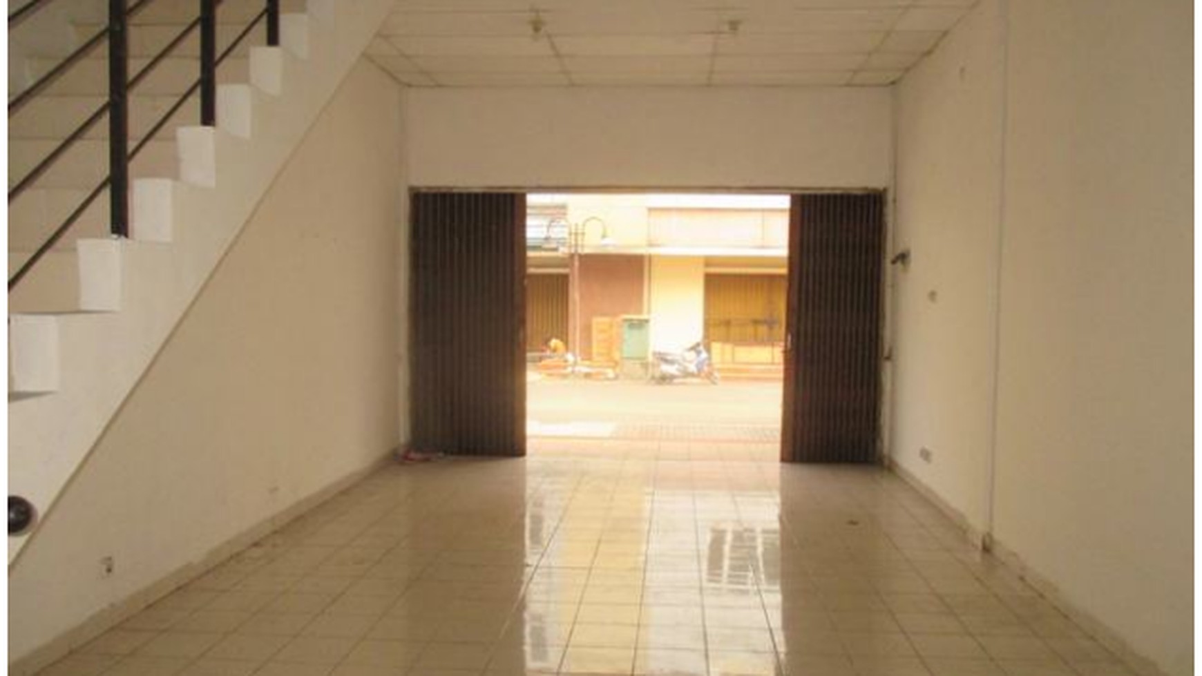 JUAL RUKO MURAH RUKO DIJUAL DI RUKO GOLDEN BOULEVARD BSD SERPONG TANGERANG SELATAN