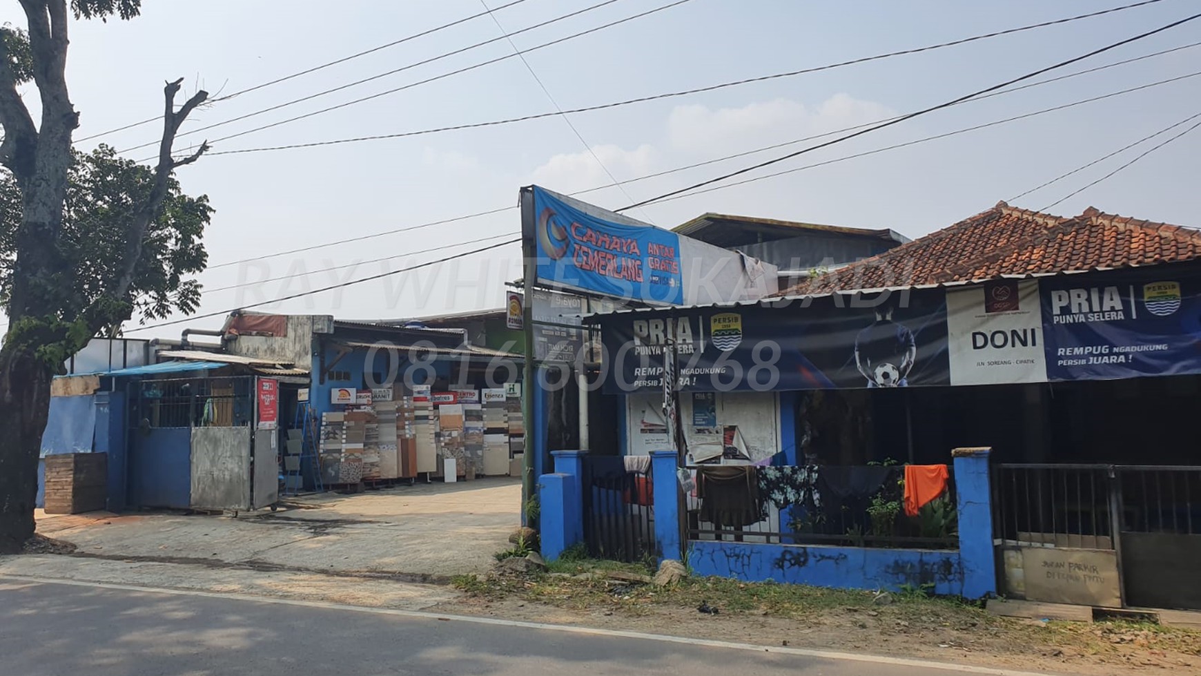 RUANG USAHA ( Toko +  Gudang)  di  jalan raya Soreang - Cipatik  