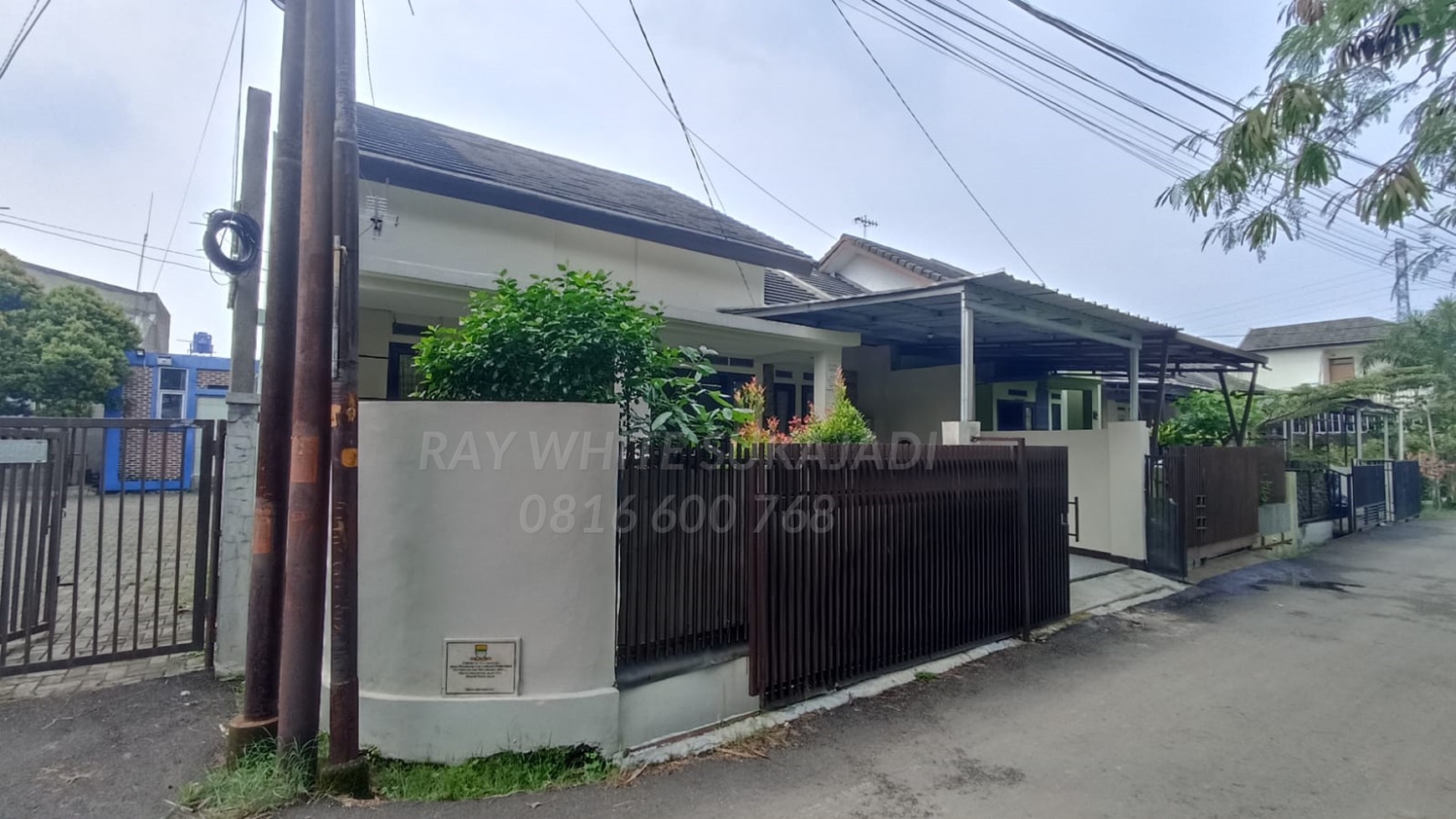 Dijual Rumah Tinggal di Cluster Taman Madina Arcamanik