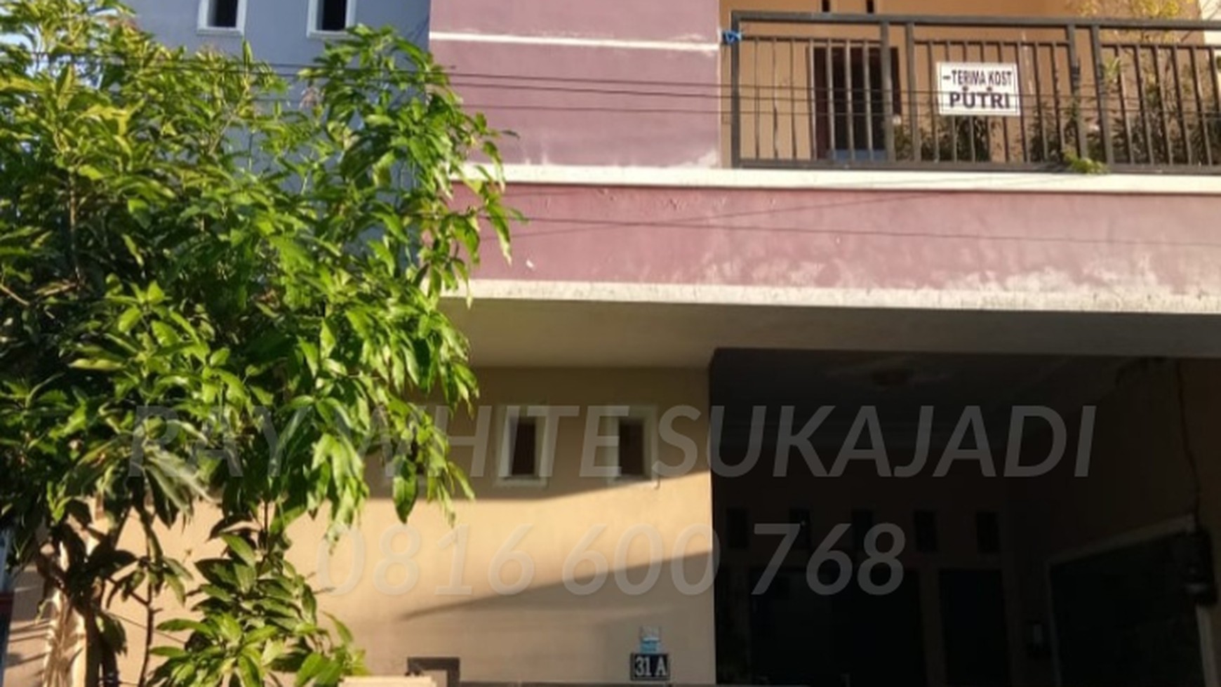 Dijual Rumah 3 Lantai di Jl Hasim Ashari, Bojonegoro, Jawa Timur