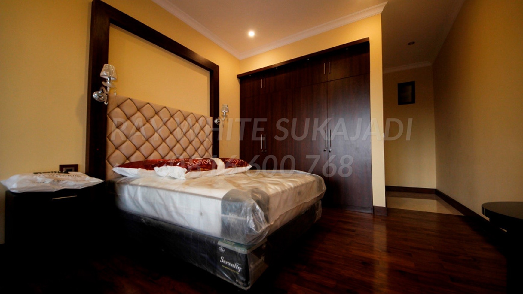 FOR SALE !!!  &#x2022;RUMAH LUX FULL FURNISH DI LOKASI EMAS SAYAP CIUMBULEUIT.