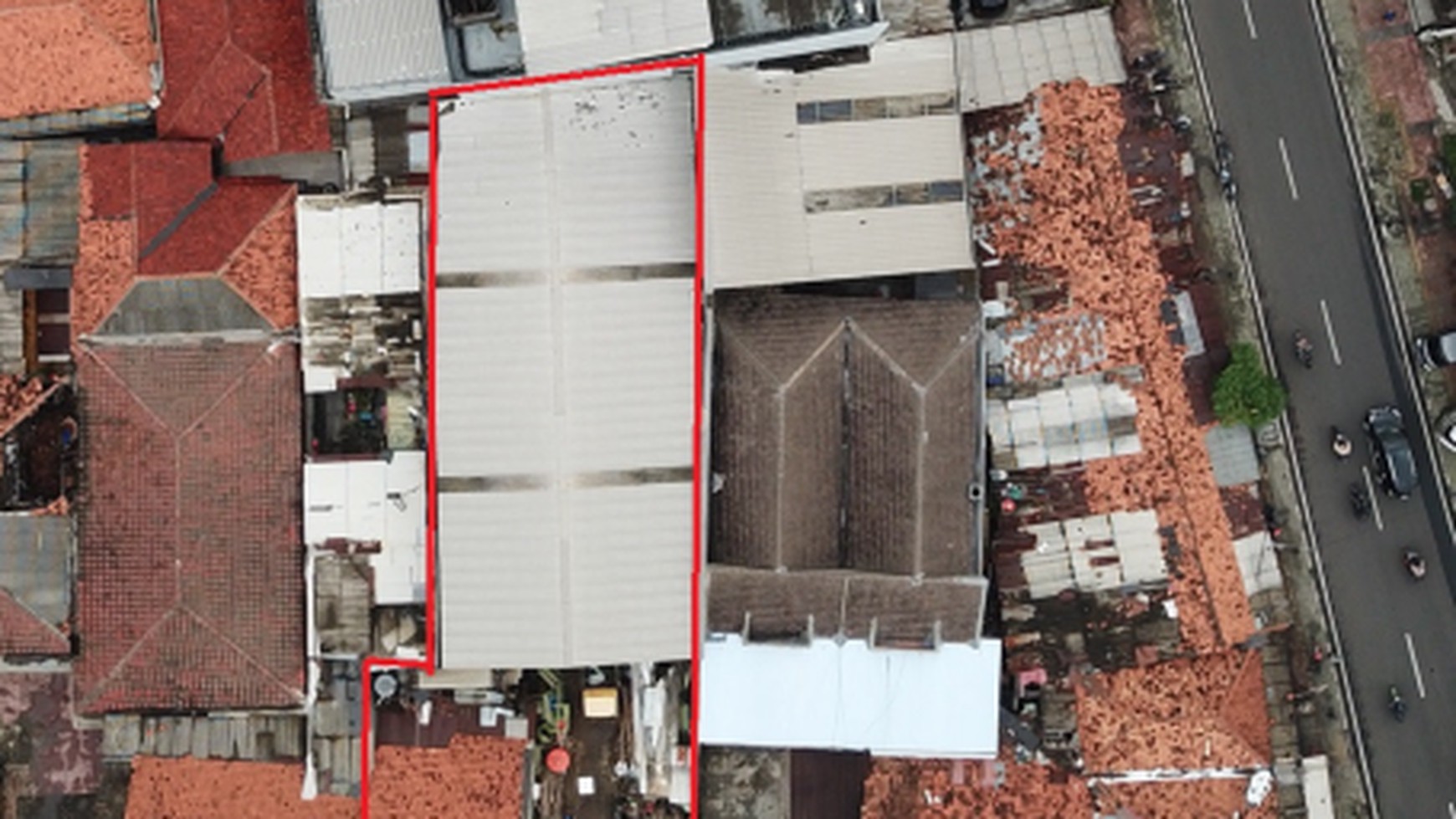 Gudang Hitung Tanah Di Jl Raya Kedoya Duri, Jakarta Barat