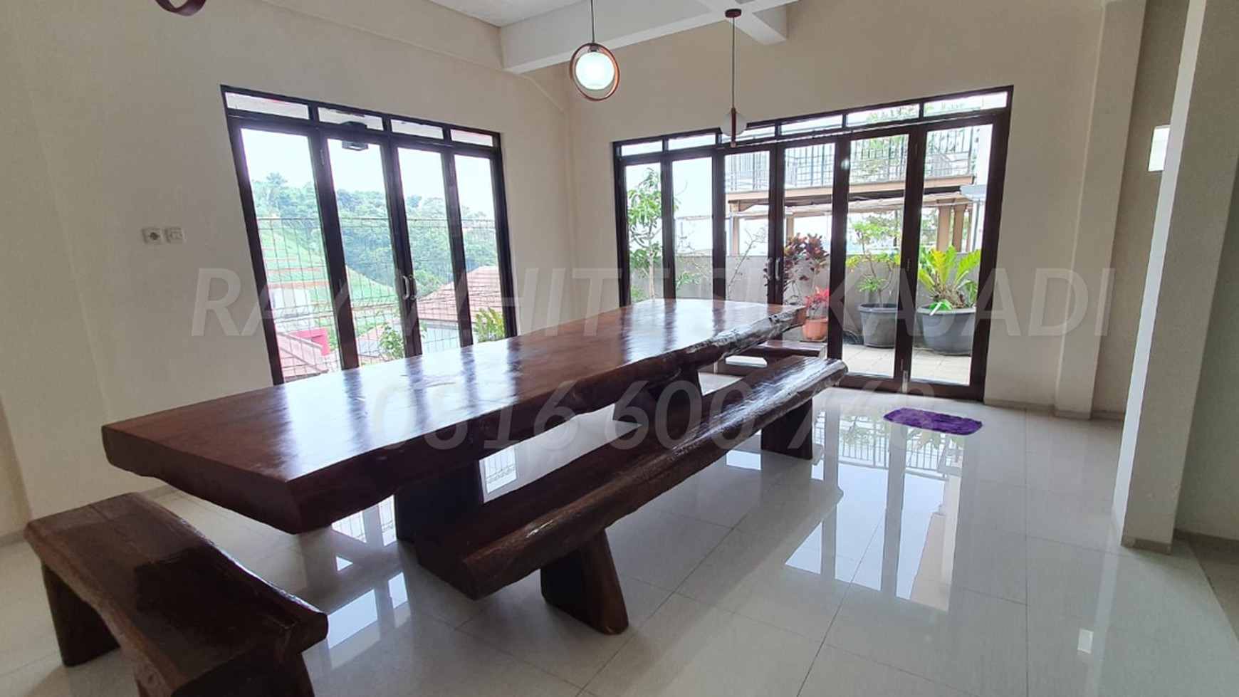 &#x2022;FOR SALE  &#x2022;RUMAH TINGGAL MINIMALIS MODERN FULL FURNISH SIAP HUNI DI RESORT DAGO PAKAR.