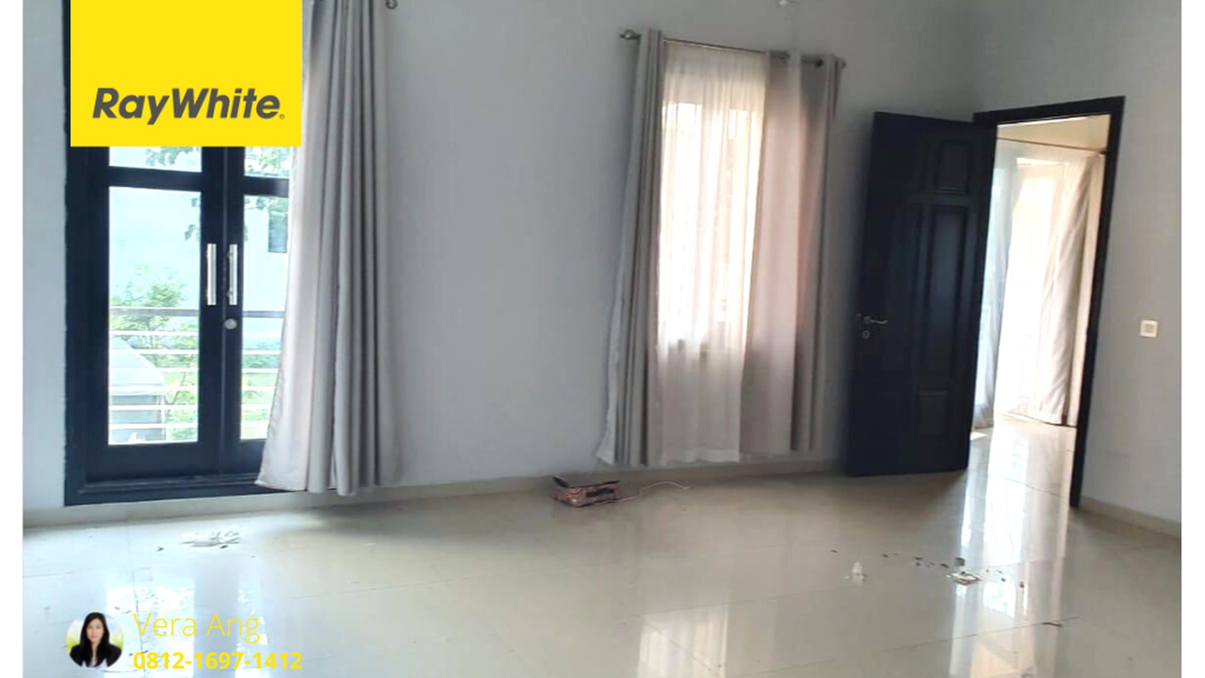 Rumah Modern Minimalis Di Cluster Termewah Pakuwon Indah Surabaya Barat