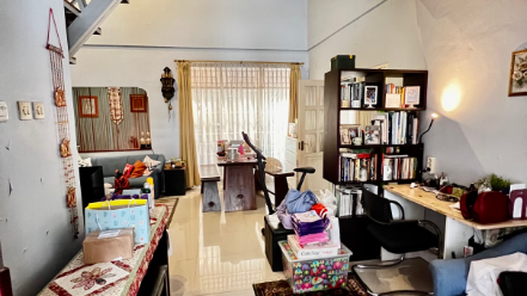 Rumah di Bintaro dengan gaya modern, cluster Asri di Kasuari Sektor 9 Bintaro