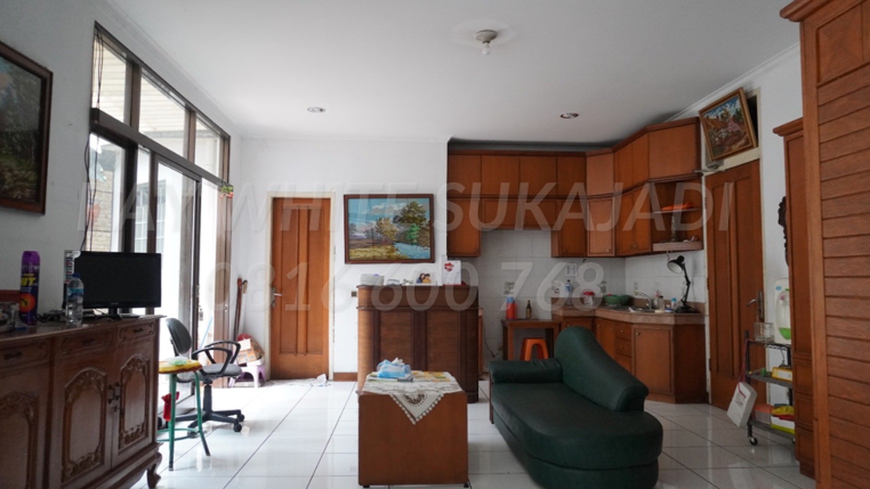 For Sale!!!  Murah!!! Rumah Luas dan Terawat di Jalan Sirnamanah