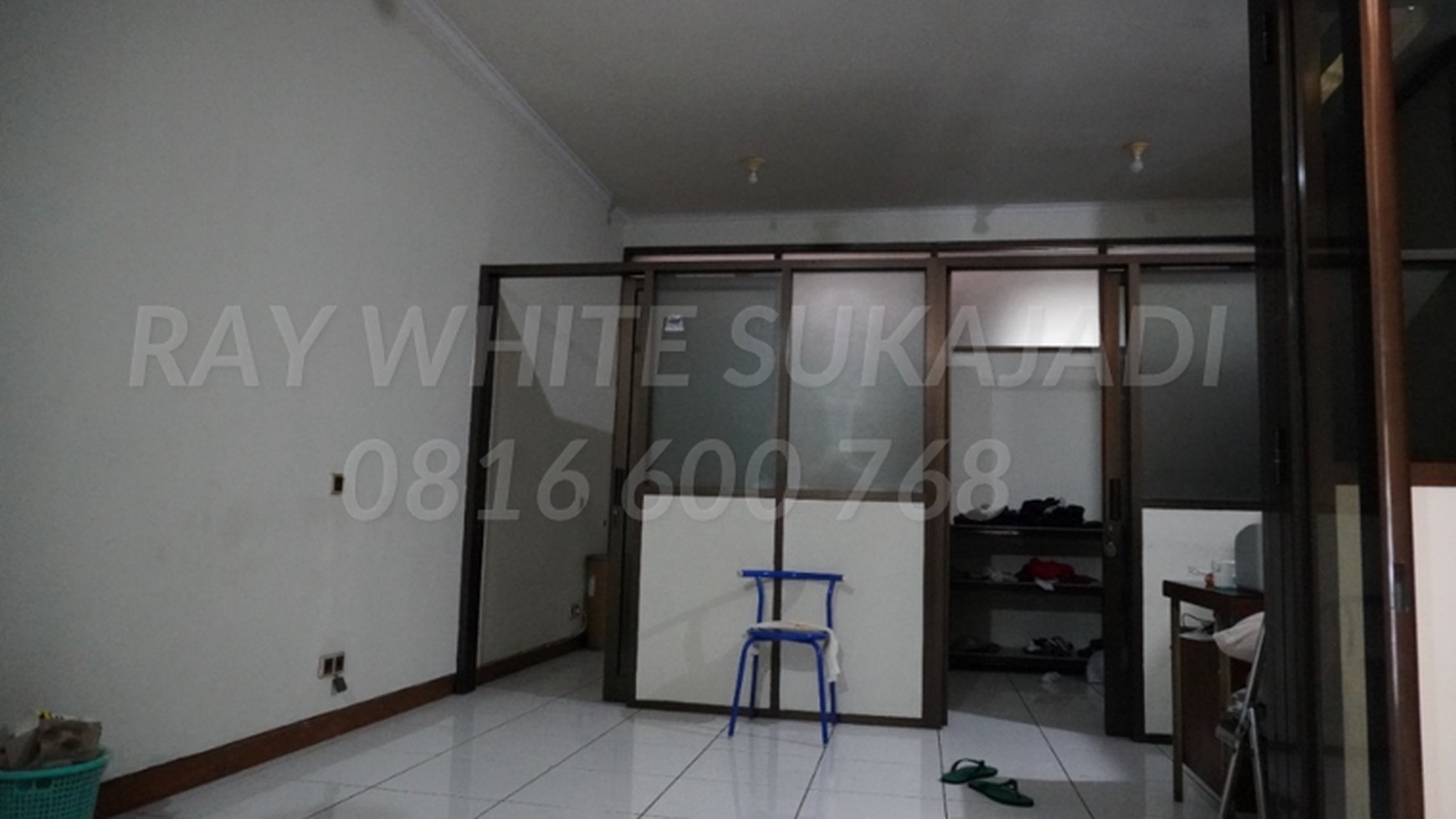 For Sale!!!  Murah!!! Rumah Luas dan Terawat di Jalan Sirnamanah