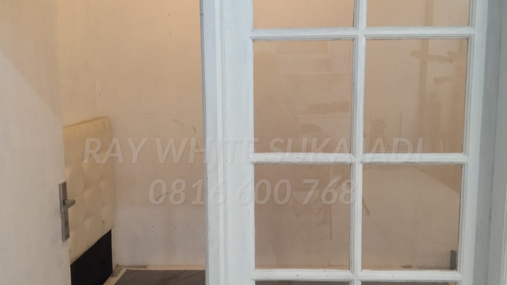 Dijual Rumah Minimalis Nyaman Dan Terawat di Taman Holis Indah