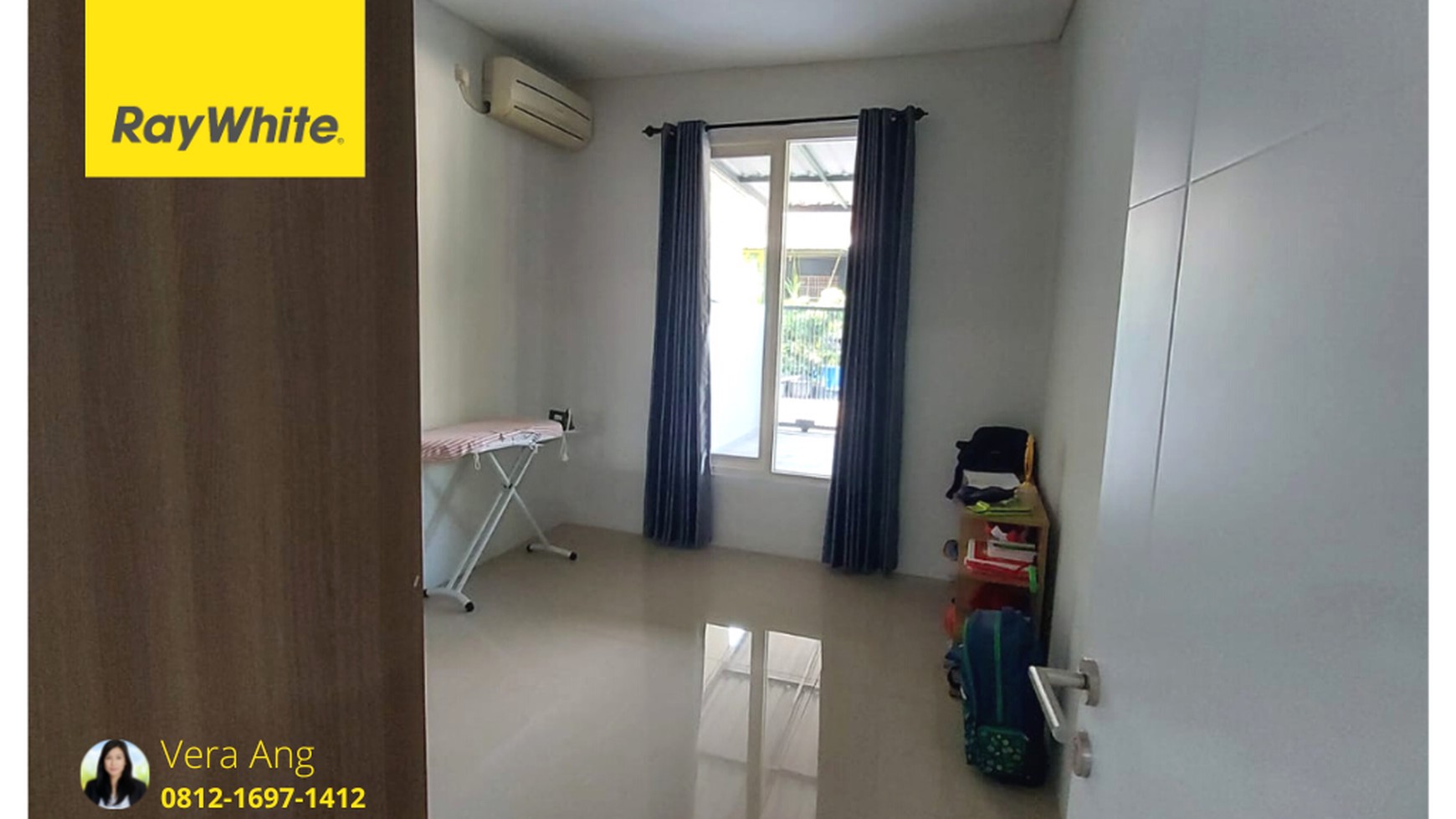 Murah.. Dijual Rumah Siap Huni Babatan Pratama Hook Modern Minimalis