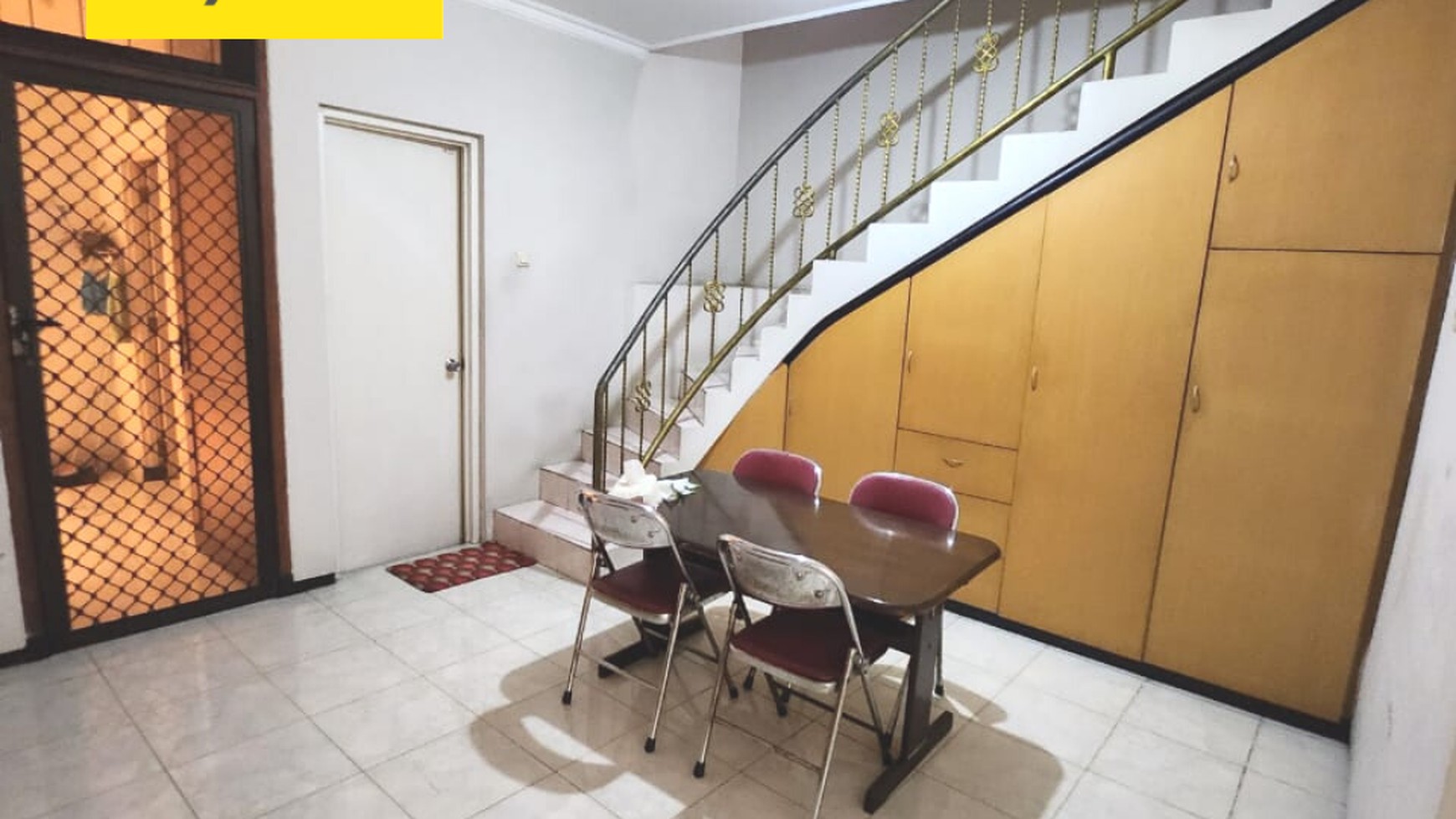 Rumah 2 Lt Minimalis Villa Valensia Pakuwon Indah Surabaya