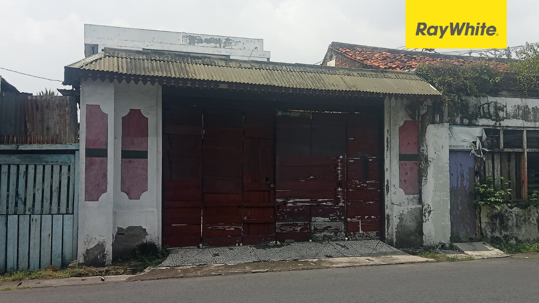 Rumah 2 lantai di Jalan Kutilang,Krembangan,Surabaya