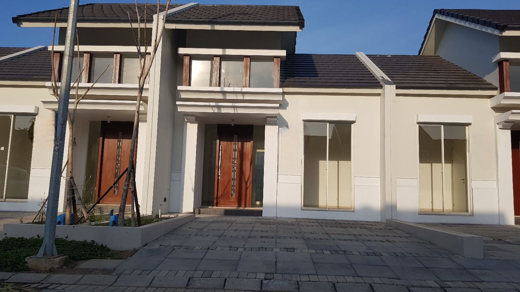 Dijual Rumah Grand Harvest Cluster Arcadia - 2 K.Tidur - Dekat Pakuwon Mall , Akses Tol Gunungsari