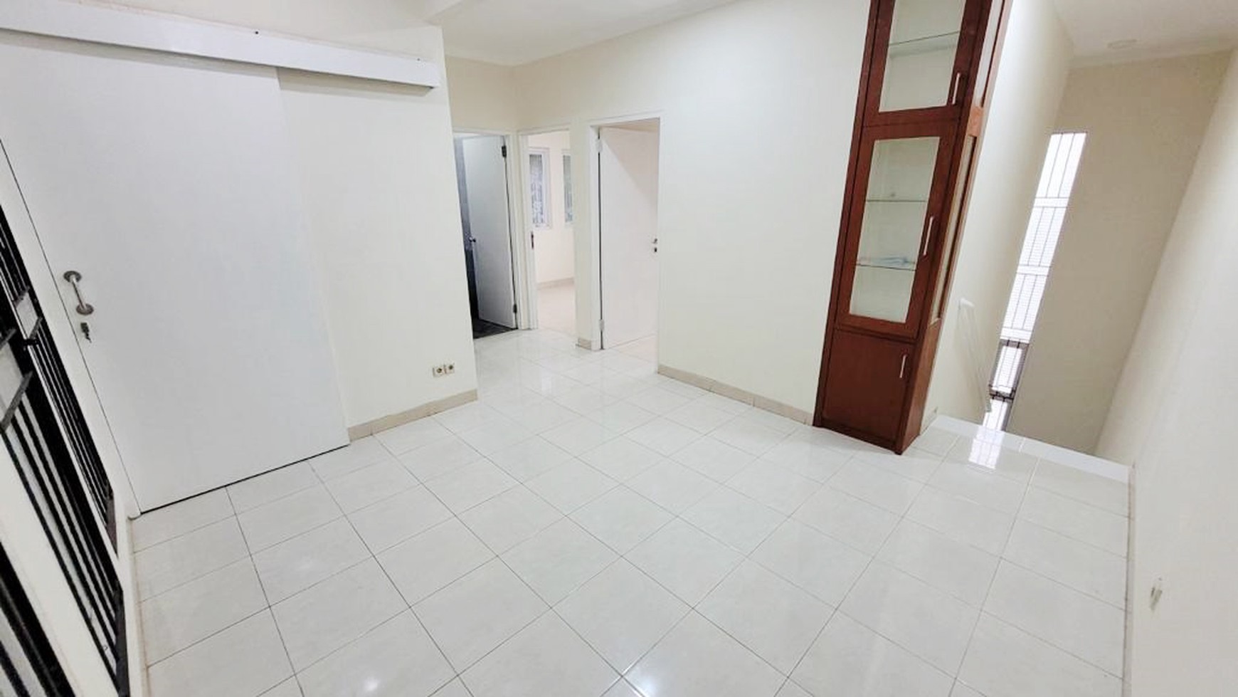 Rumah Bagus Di Puri Town House Bintaro Jaya Sektor 9