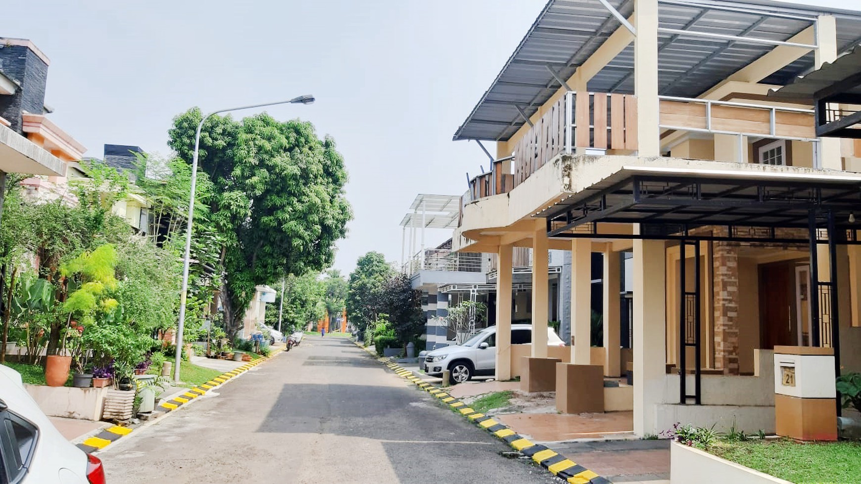 Rumah Bagus Di Cluster Valencia Graha Raya Bintaro Jaya