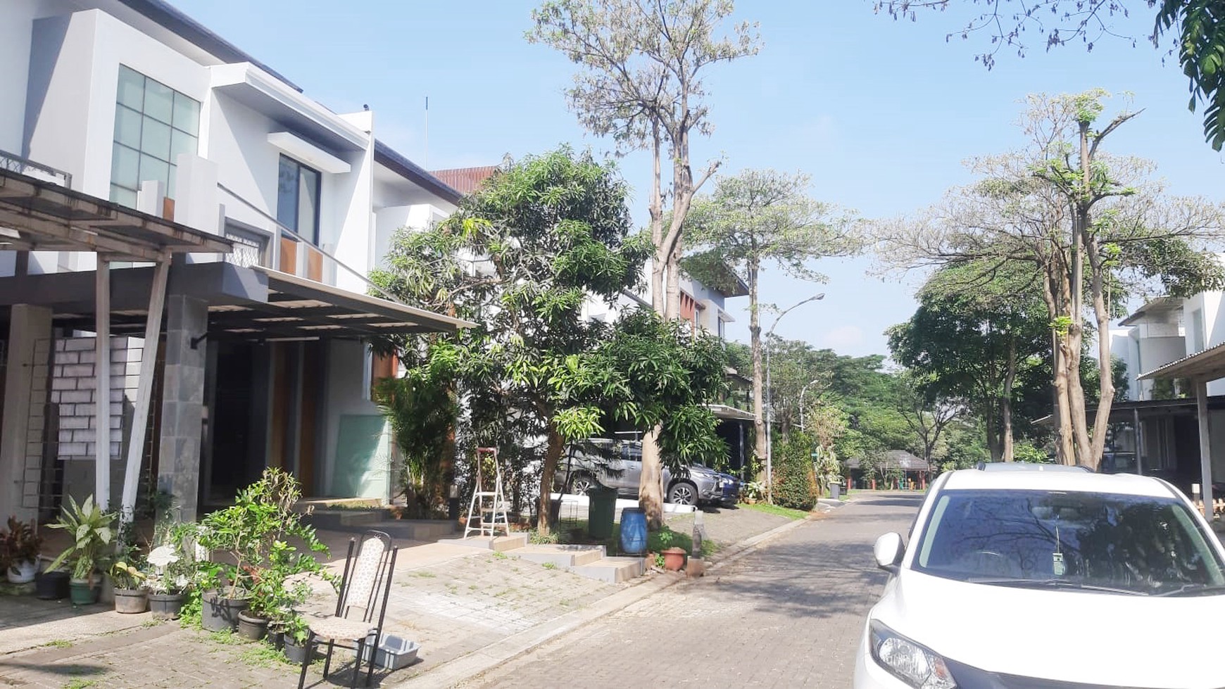 Rumah Bagus Di Blossom Ville BSD Tangerang Selatan