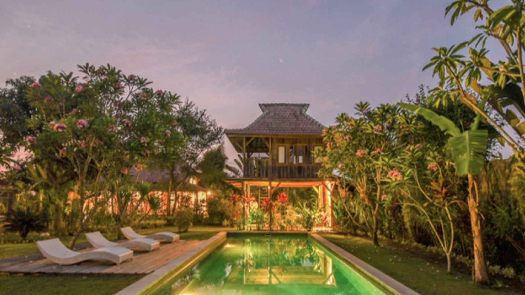 STUNNING SPACIOUS VILLA MINUTES AWAY FROM THE BEACH BEYOND CANGGU