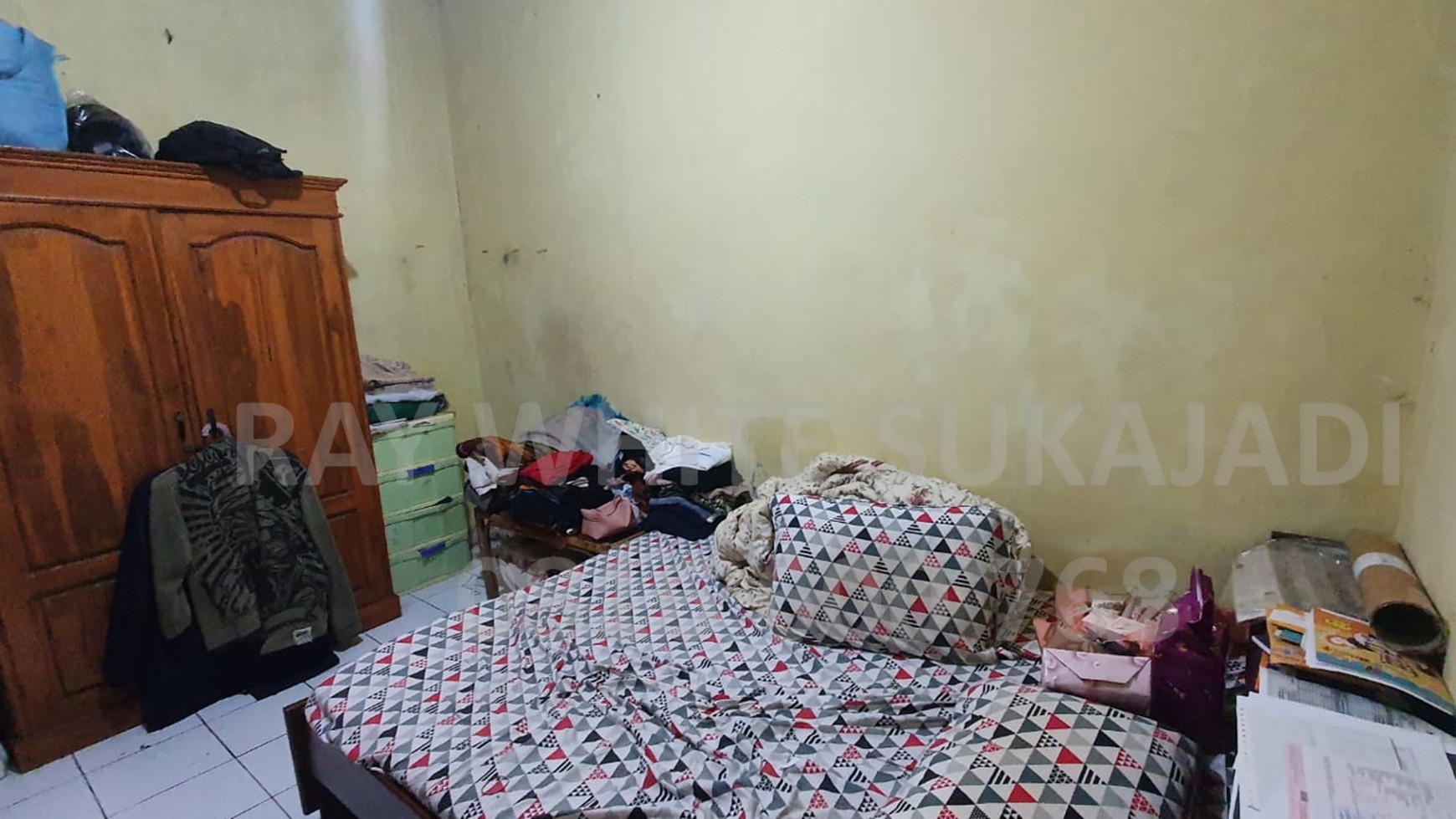 DIJUAL  &#x2022;Rumah Tinggal + Kamar Kost Jl. Sarimadu Sarijadi.