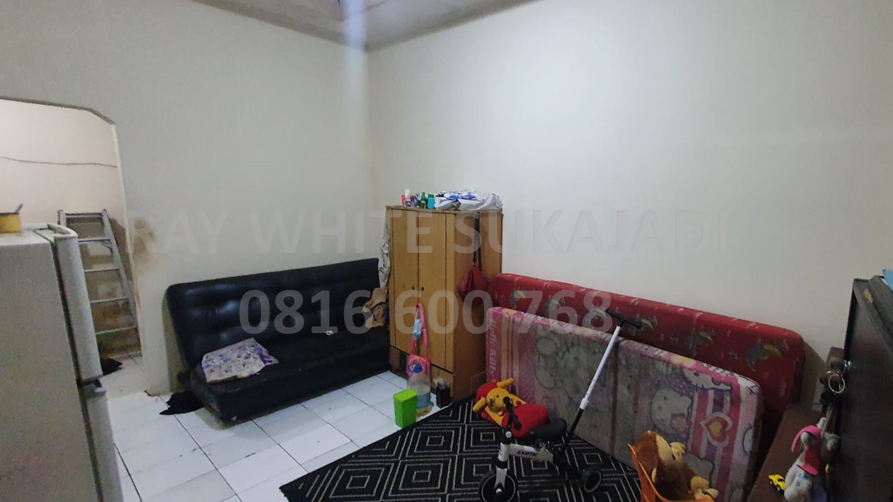 DIJUAL  &#x2022;Rumah Tinggal + Kamar Kost Jl. Sarimadu Sarijadi.